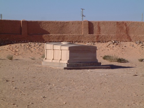 Tombe de charles de foucauld.jpg
