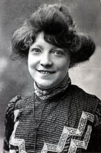 amélie hélie.jpg
