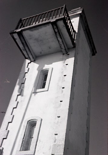 2008.LesSables.Ruedes2phares.jpg