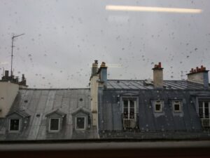 Quatre entrées en matière, quatre issues de secours