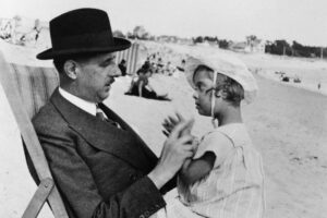 T 21