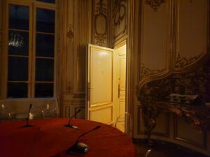 Jaune or