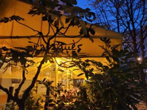 Un restaurant provincial à Paris