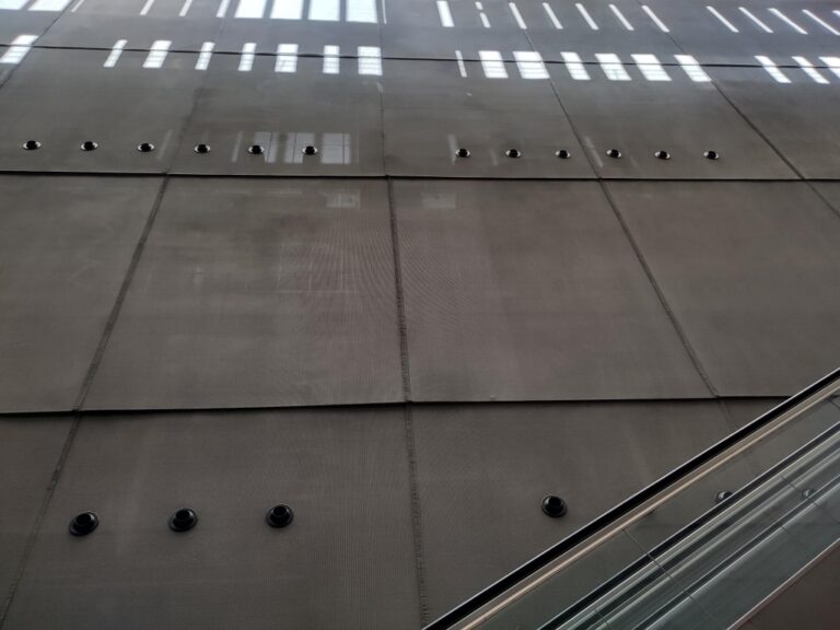 BNF de béton et de côte de maille