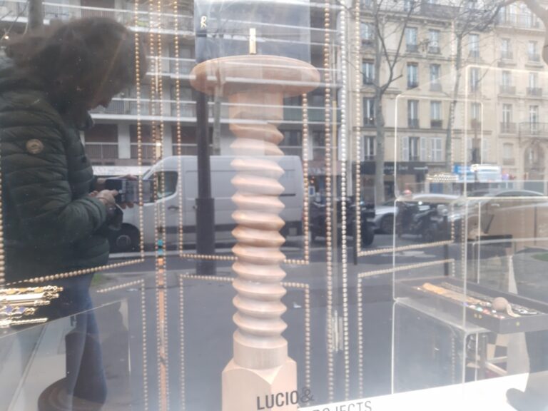 Petite colonne