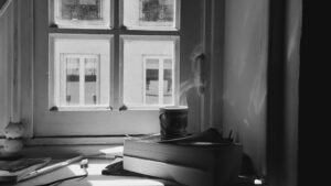 Black and white café