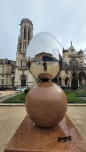 L&rsquo;oeuf, l&rsquo;église