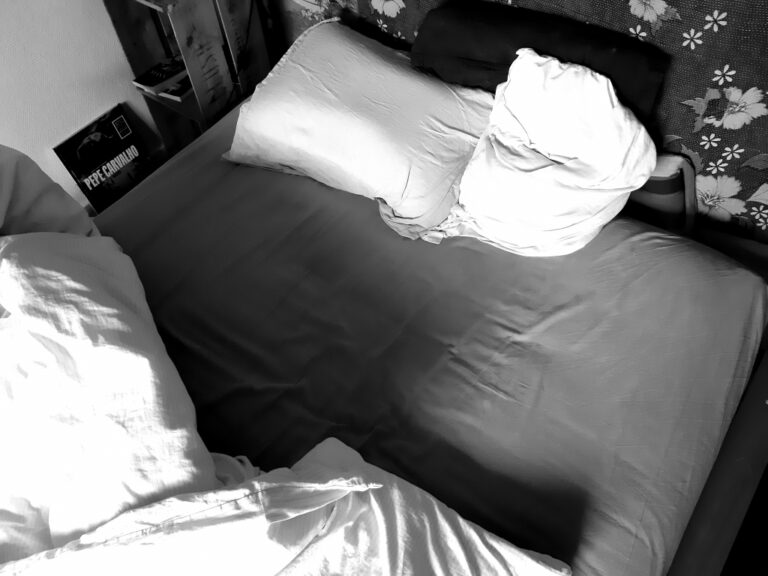 Le lit défait