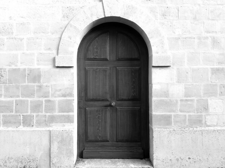 L’autre porte du couvent