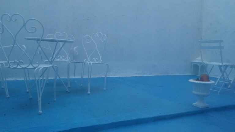 Le patio baignoire vu depuis mon lit
