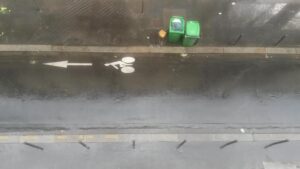 Bitume d’une pluie d’été