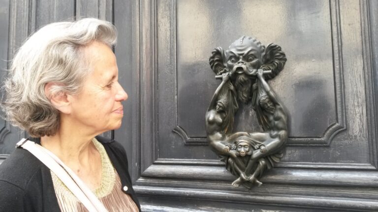 Rue des Saints-pères, rencontre portière
