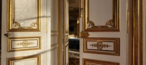 Les ministres passent ; l’or reste