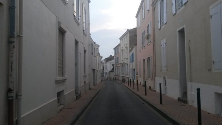 La rue claire
