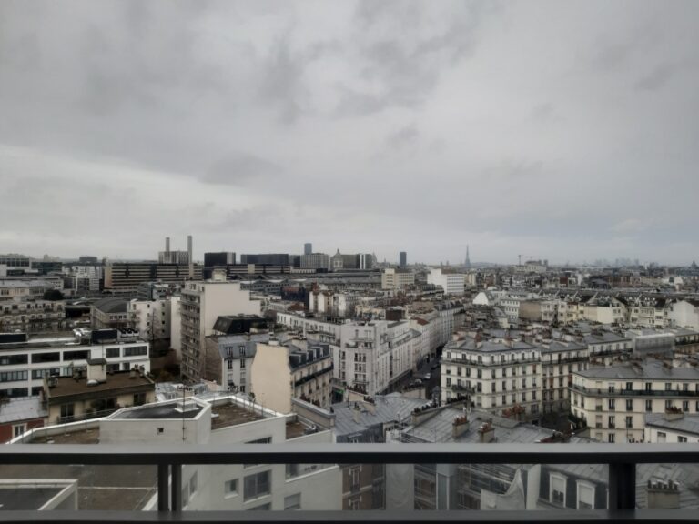 La ville depuis le bout de château perché léonorhéctorien