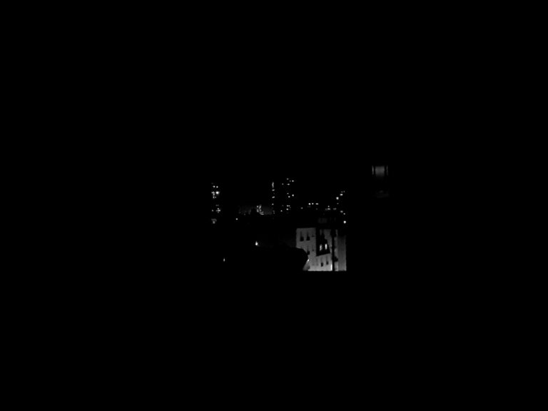 Extérieur-noir