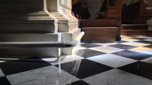 De marbre, d&rsquo;encens