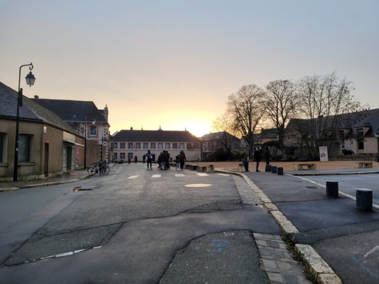 Parvis