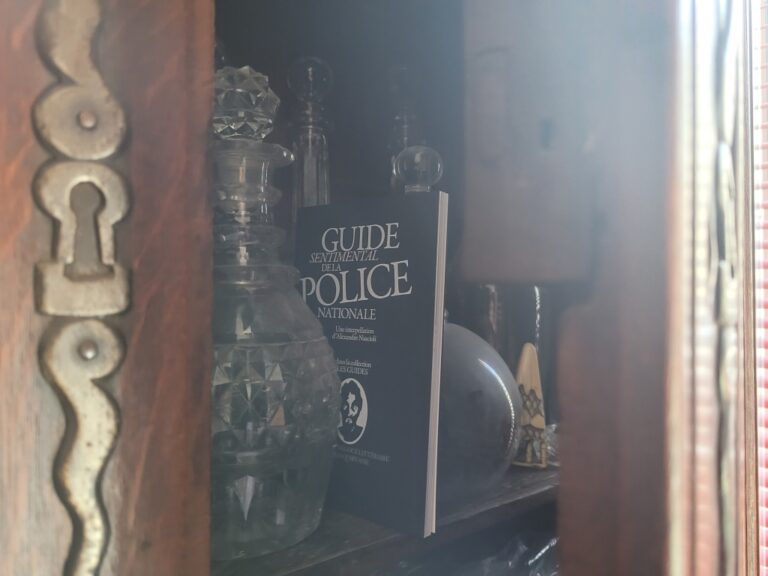 La police du cristal