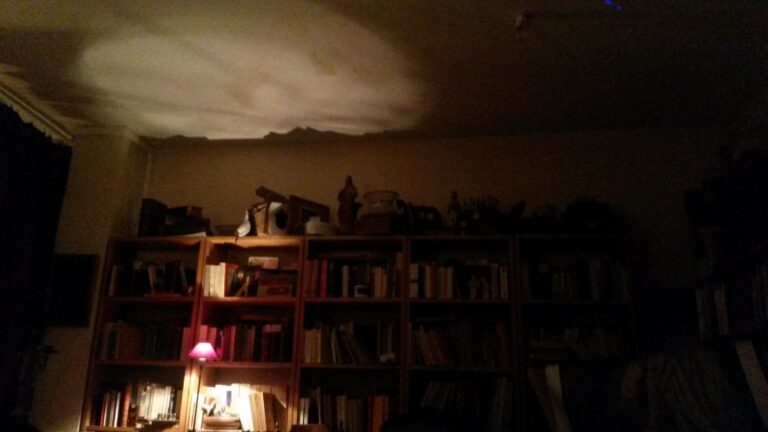 Intérieur/soir