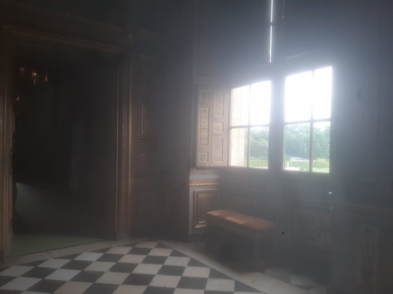 Vaux